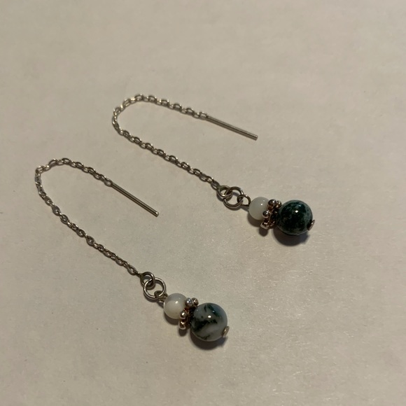 Dainty Moss Agate Earrings - Picture 4 of 5